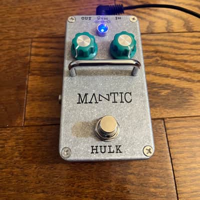Mantic Hulk (2010s - Silver) image 3