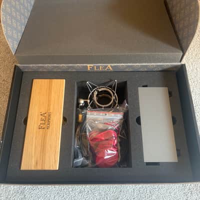 FLEA Microphones 47 Switchable Pattern Tube Condenser Microphone image 3