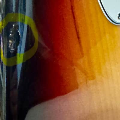 2004 Fender 50th Anniversary American Deluxe Stratocaster 2004 - Sunburst image 6