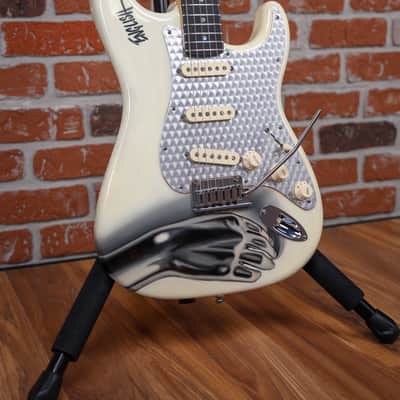 Fender Custom Shop “The Disaffected” Stratocaster #5 of 8  Artwork by Ron English 2003 w/OHSC image 10