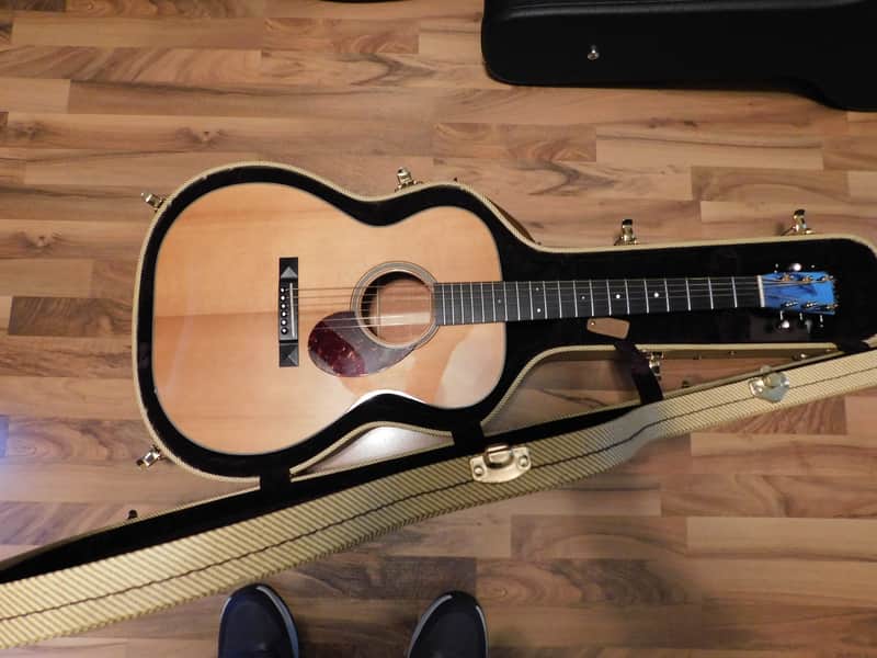 Huss and Dalton TOM-M Custom #4683 - Gloss image 1