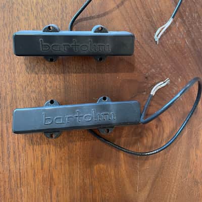 Bartolini 9J1L/S Split Coil 4-String J-Bass Pickup Set 2010s - Black image 1