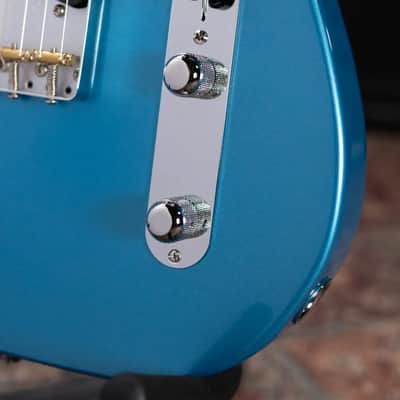 Fender American Professional Classic Telecaster Electric Guitar - Faded Lake Placid Blue with Gig Bag image 11