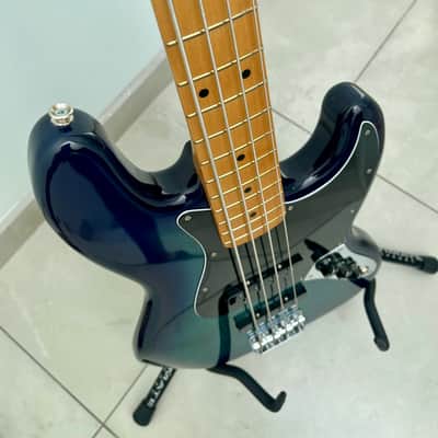 Fender Limited Edition Player II Jazz Bass Plus Top – Blue Burst (2024) image 4