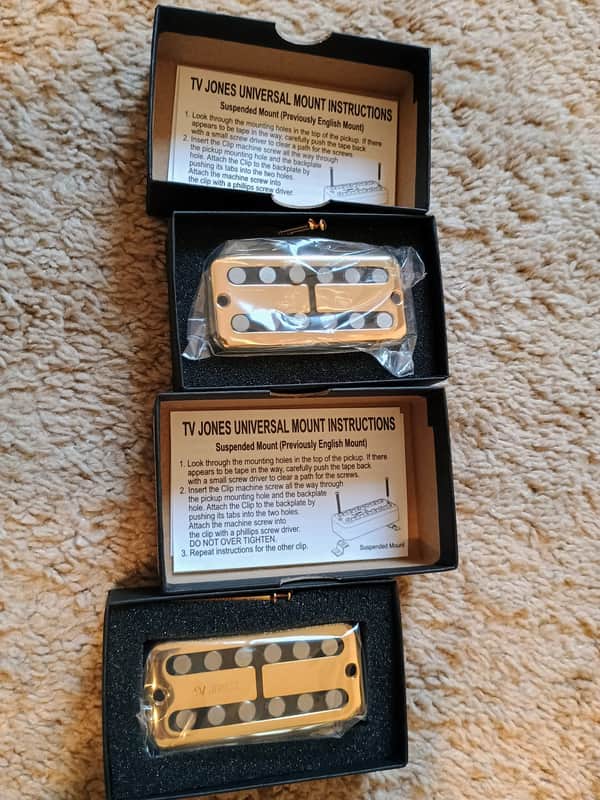 TV Jones Billy Zoomtron Pickup Set Gold image 1