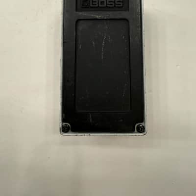 Boss Roland NS-2 Noise Suppressor Gate Guitar Effect Pedal image 6