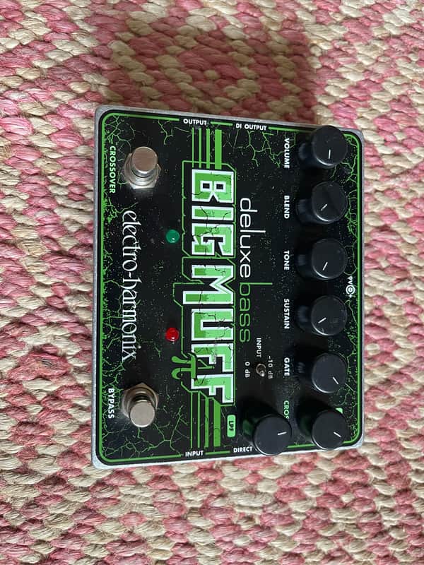 Electro-Harmonix Deluxe Bass Big Muff Pi Distortion / Sustainer 2012 - Present - Black / Green image 1