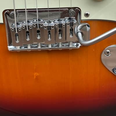 Fender Classic Player '60s Stratocaster With Hard case image 3