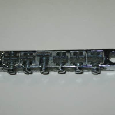 visibly used / relic'd real player's wear Epiphone B-2 metric ABR-1 vintage style bridge CHROME, large posts mounting pieces (NO anchors) early 2000s (for some import guitars that use this style bridge) will NOT fit on Gibson - mounting holes are too big image 17