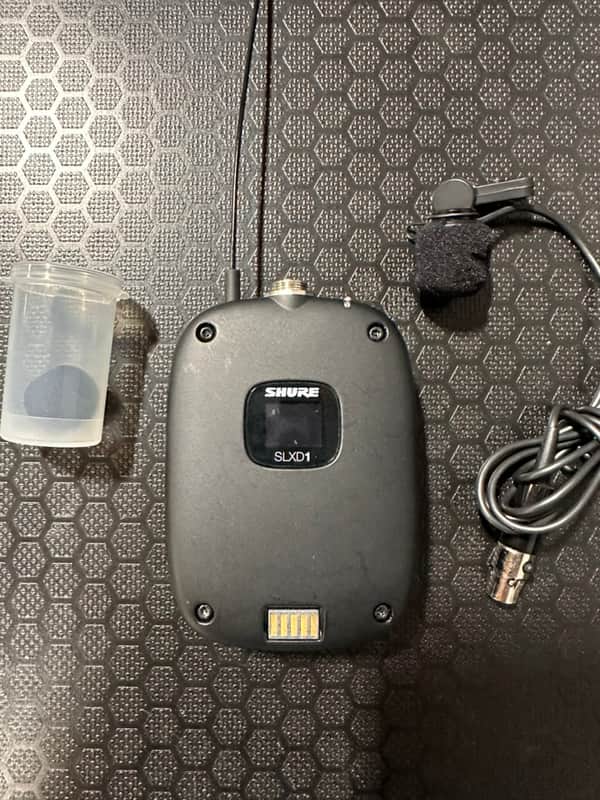 Shure SLXD1 Digital Bodypack Transmitter w/ WL185 Cardioid Lavalier Mic image 1