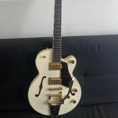Gretsch G6659T Players Edition Broadkaster Jr. image 1