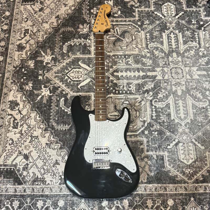 Fender Limited Edition Tom DeLonge Signature Stratocaster 2023 - Black