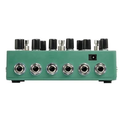 Electro-Harmonix Tri Parallel Mixer Effects Loop Mixer or Switcher Pedal for Powerful Effects Creation and Mixing Hub image 2