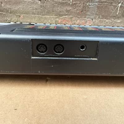 Kawai X130 61-Key Electronic Keyboard Non-Working For Parts or Repair No Power Adapter image 12