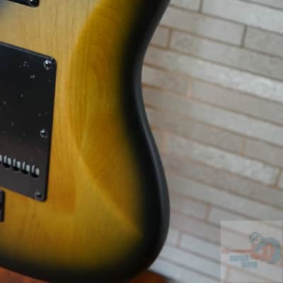 Sterling Jason Richardson 6 Signature Cutlass - Natural Poplar Burst - With Gig Bag image 16
