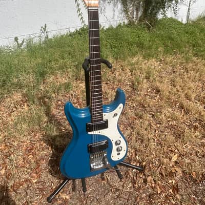 1965 Mosrite Ventures II image 2