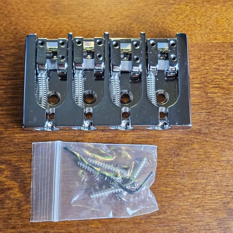 Hipshot 4 String A Style Bass Bridge 19mm spacing - Chrome image 1
