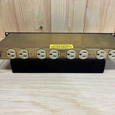 Furman PL-8 Power Strip image 3