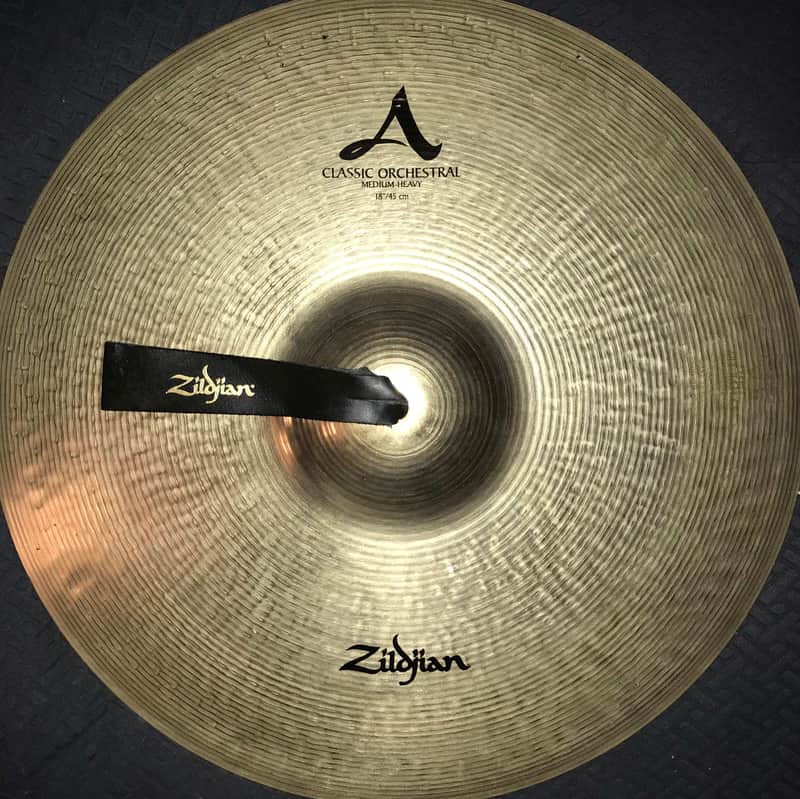 Zildjian 18" A Series Classic Orchestral Medium Heavy Cymbals (Pair) image 1