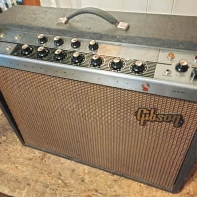Gibson GA-30RVT Invader 25-Watt 12"/10" Guitar Combo 1962 - 1967 - Black image 3