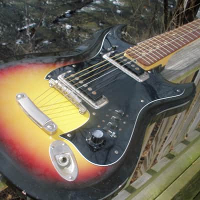 Hagstrom F12 1965 SUNBURST image 4