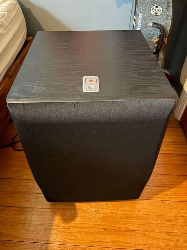 JBL E250p