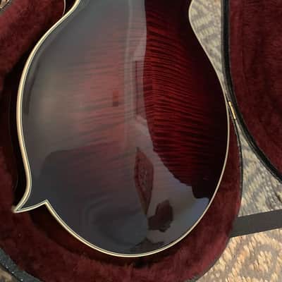 Kentucky KM-805 Artist F-model Mandolin sunburst image 3