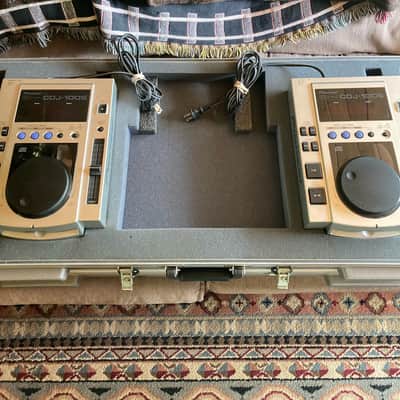 Pioneer CDJ-100S CD Player with Effects (One Working/One Parts Only) with Flight Case image 1