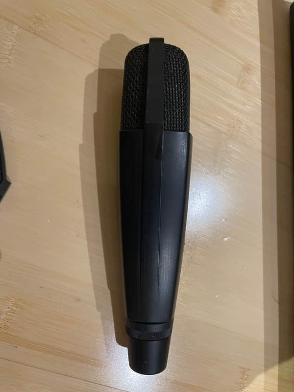 Sennheiser MD 421 II Cardioid Dynamic Microphone 2002 - Present - Black image 1