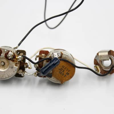 1978 Vintage Fender Musicmaster Bass USA 250K Potentiometer Set 1970s image 2