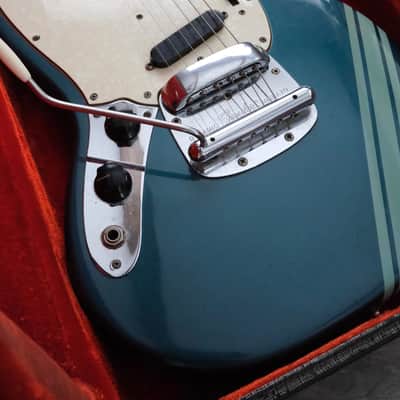 Fender Mustang 1969 - Left Handed Competition Burgundy image 8