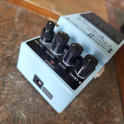 Boss CE-5 Chorus Ensemble pedal w/connector image 2