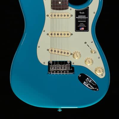Fender American Professional II Stratocaster Miami Blue Rosewood Fingerboard (750) image 3