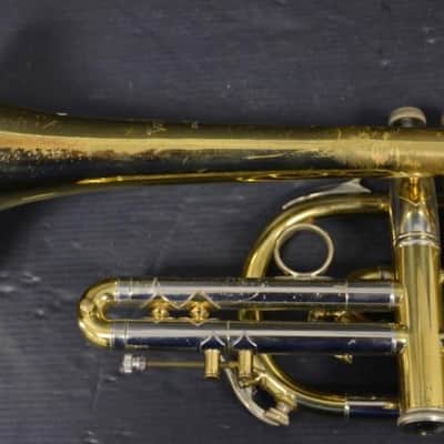 Corneta Bach Stradivarius 37 Corporation lacada en buen estado. image 6