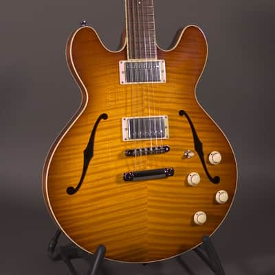 Collings I-35 Deluxe image 1