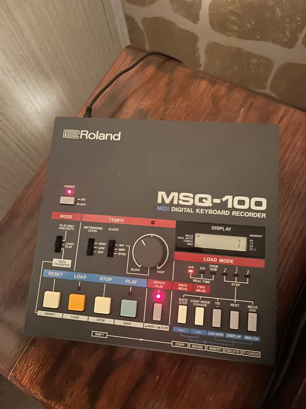 Roland MSQ-100 MIDI Digital Keyboard Recorder