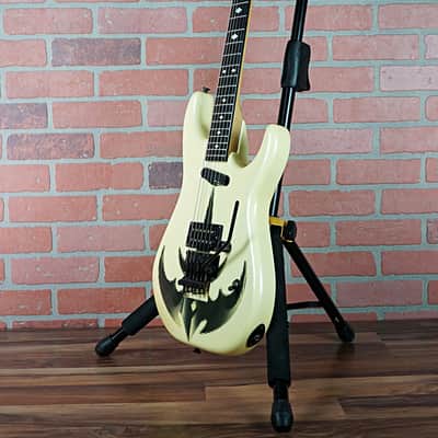 ESP Custom Shop Empire D Chris Degarmo "Queensryche" Signature model MIJ White Pearl W/Triryche 1991 image 4