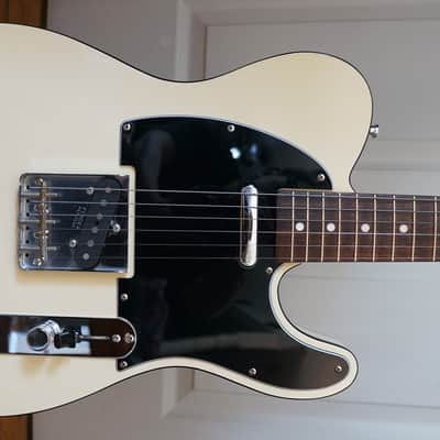 Fender Japan TL-62B Telecaster Reissue Vintage White image 2