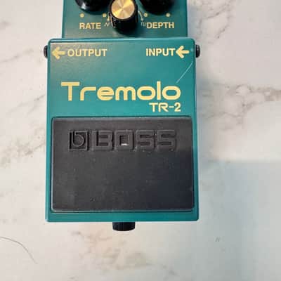 Boss TR-2 Tremolo | Reverb