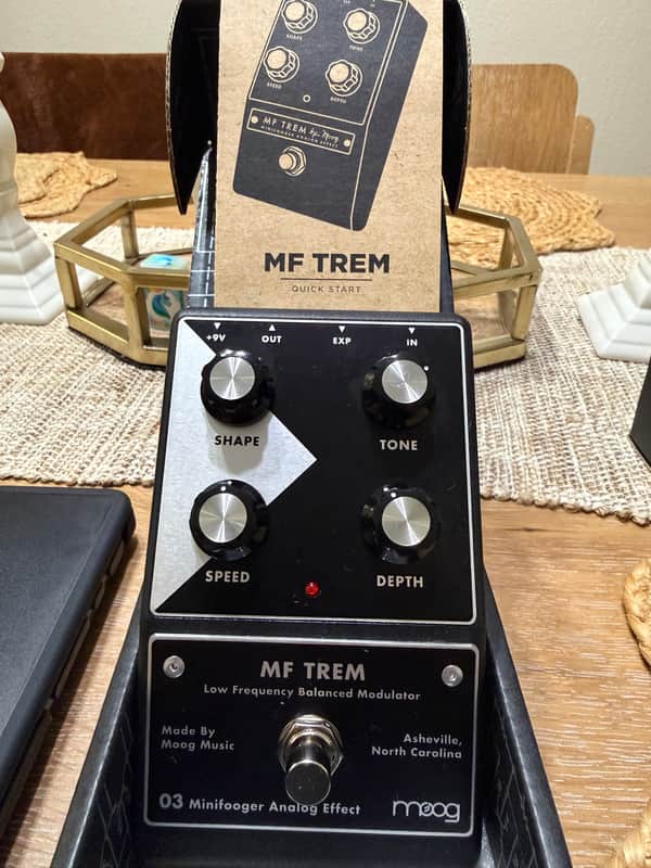 Moog Minifooger MF Trem v2 2010s - Black image 1