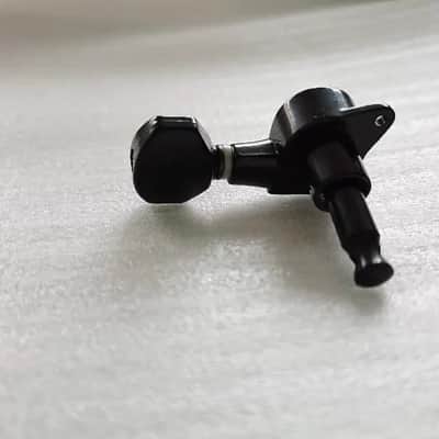 Left Handed 7 String Guitar Inline Tuners Machine Heads Black image 2