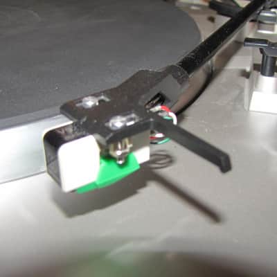 Akai AP D210 Direct Drive Turntable 1982 Ash Gray image 2