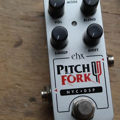 Electro-Harmonix "Pico Pitch Fork" image 5