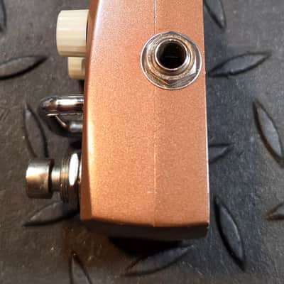 Hotone Skyline Roto Rotary Speaker Simulator Leslie Mini 2010s - Brown image 3
