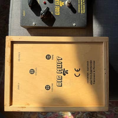 Electro-Harmonix Big Muff Pi Black Russian WITH Box image 1