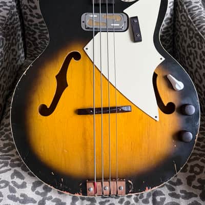 Vintage Harmony H-22 Bass Guitar 1963 - Sunburst image 1