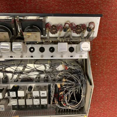 VINTAGE AUTOGRAM AC-8 AM/FM BROADCAST MIXING CONSOLE image 8