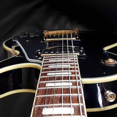 Epiphone Les Paul Custom. 2006 China. Gloss Black. VGC image 6