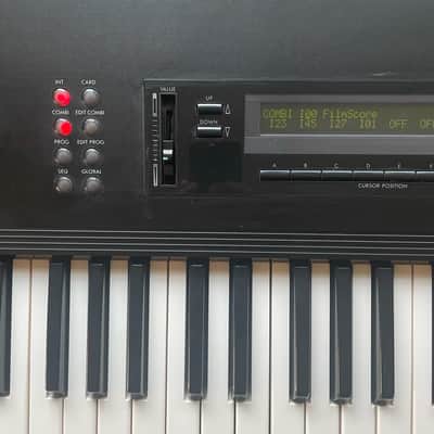 Korg M1 (with PS-1 pedal & MC-02 RAM card) image 13