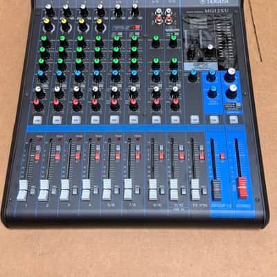 Yamaha MG12XU 12-Channel Mixer with Effects & USB